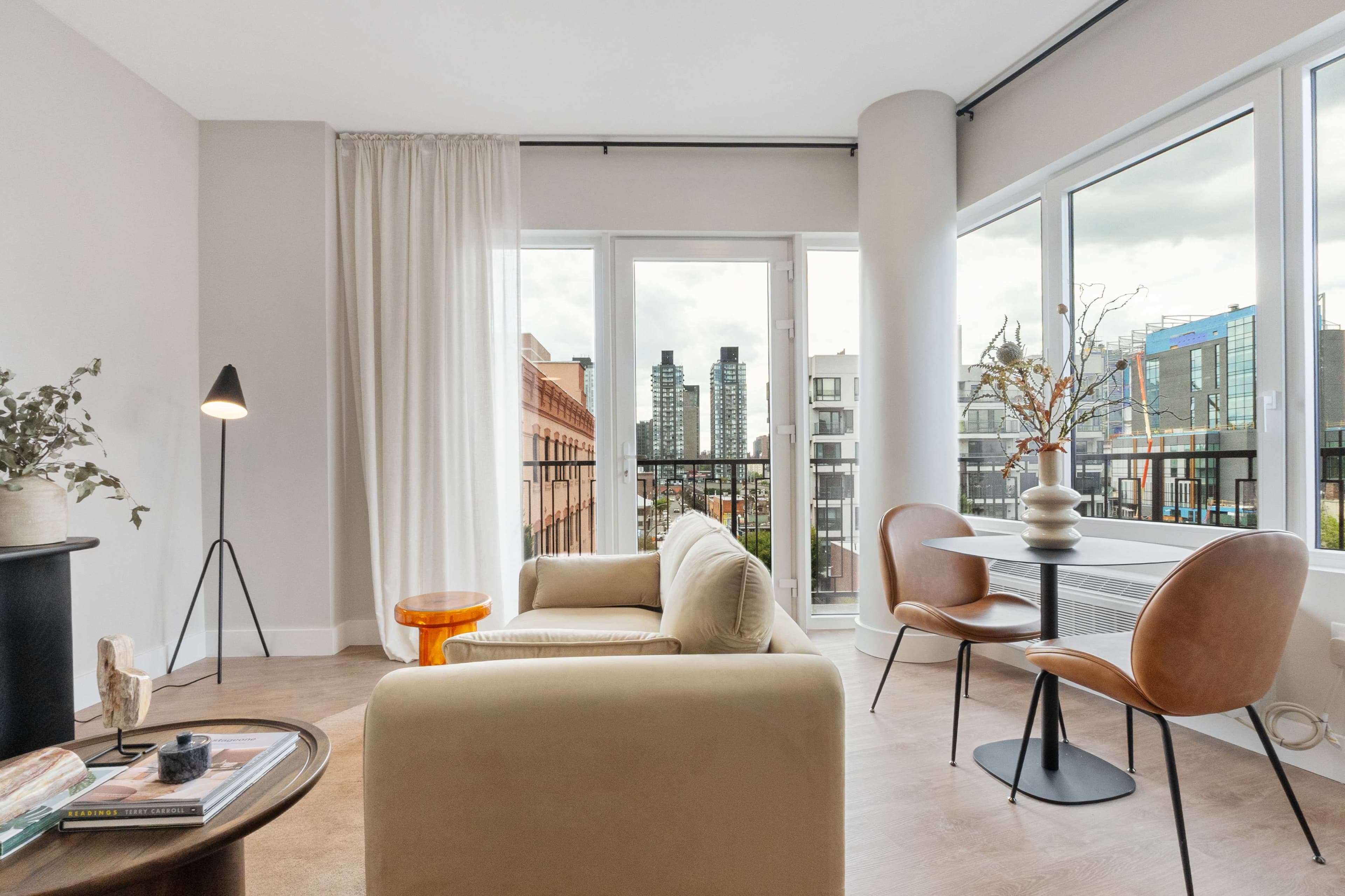 The Astelle, un edificio de ladrillo de servicio completo en 286 Rider Avenue, en Mott Haven, el sur del Bronx